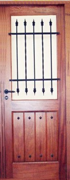 Puerta Normanda HF con postigo y burlete perimetral

