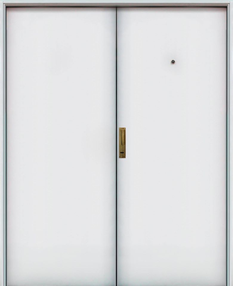 Puerta doble Lisa con burlete perimetral

